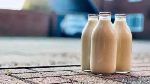 Leche ,Foto de Elizabeth Dunne en Unsplash