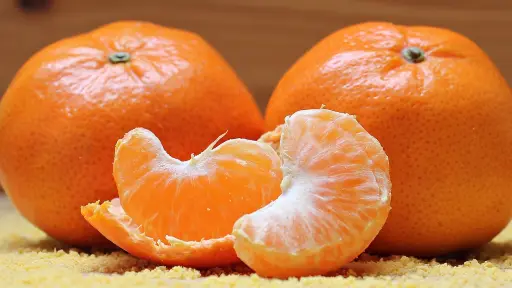 mandarinas, naranjas, segmentos, agrios, fruta, clementinas, frutas cítricas, nuevo, frutas frescas, gajos de naranja, jugoso, comida, comer, nutrición, delicioso, saludable, maduro, vitamina c, naranja satsuma, mandarinas, mandarinas, mandarinas, naranja ,Pixabay
