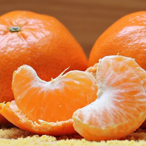 mandarinas, naranjas, segmentos, agrios, fruta, clementinas, frutas cítricas, nuevo, frutas frescas, gajos de naranja, jugoso, comida, comer, nutrición, delicioso, saludable, maduro, vitamina c, naranja satsuma, mandarinas, mandarinas, mandarinas, naranja ,Pixabay