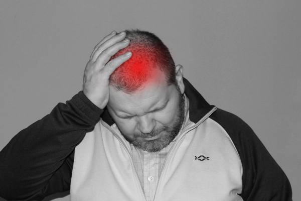 Migraña: El vínculo alarmante con la depresión y la ansiedad en personas con sobrepeso, revelan expertos en neurología