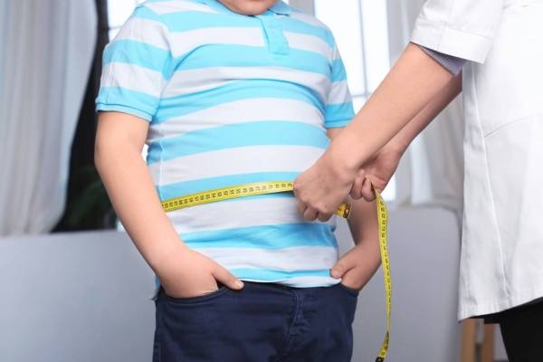 Obesidad infantil y adolescente: el riesgo que puede comprometer la fertilidad adulta de hombres y mujeres