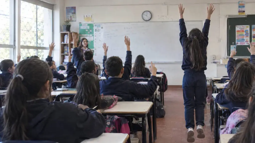 Niños en clases, Prensa