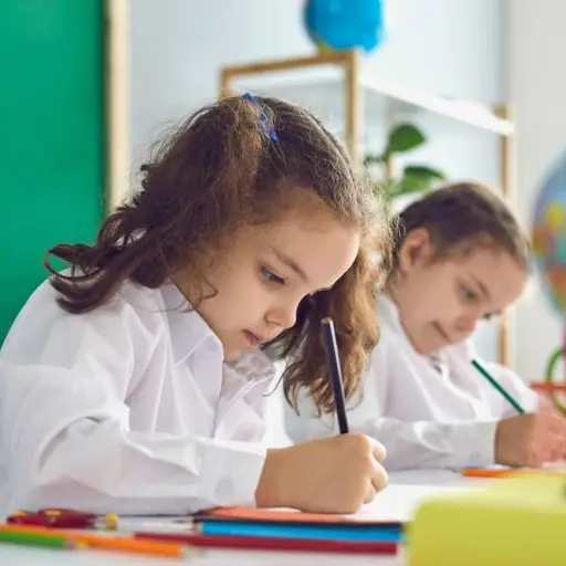 Colegio ,Prensa